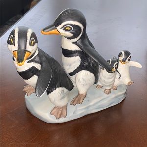 Penguin family home decor